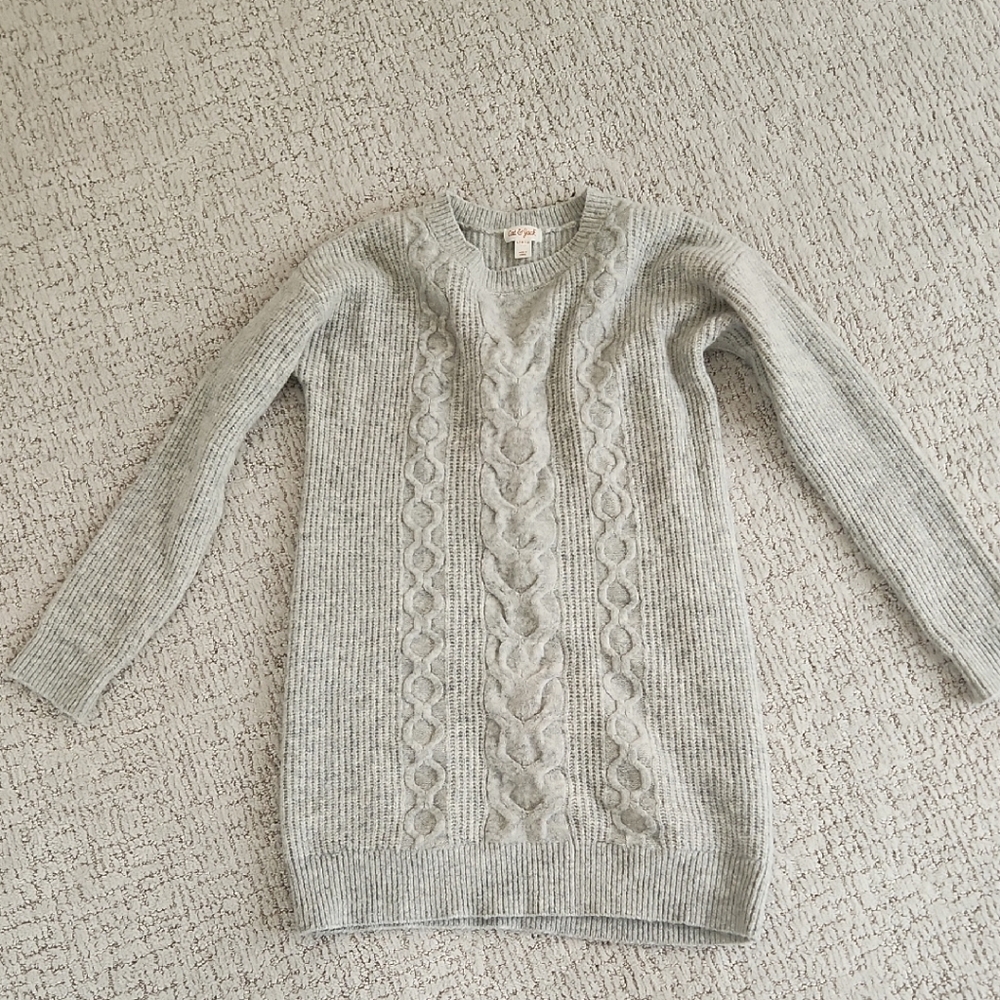 Cat & Jack Gray Crew Neck Cable Knit Sweater
